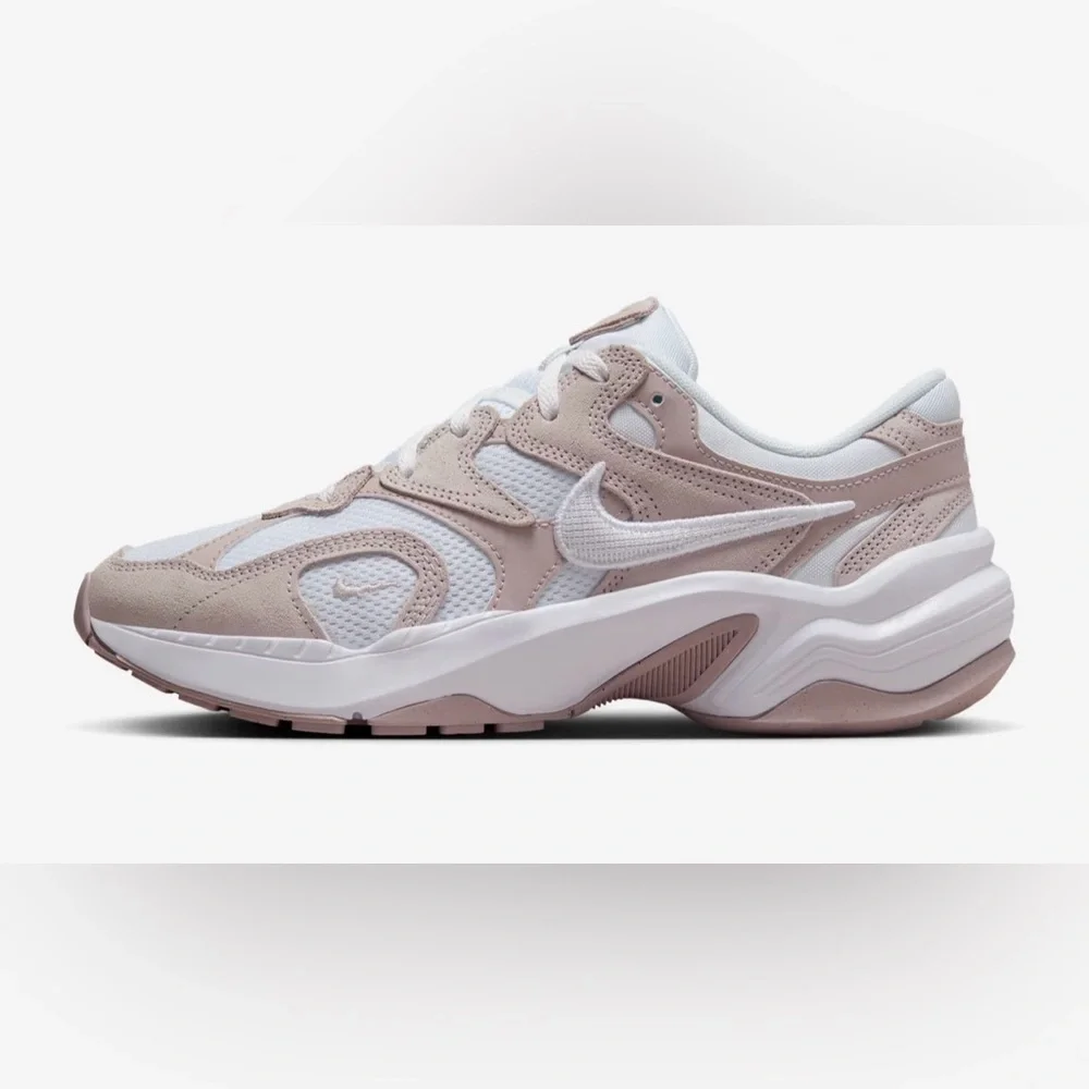 Nike AL8 NEW Women's Shoes SIZE 8.0  Super cute in person very nice look!